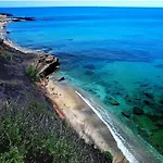Pillement 3-t2 Avec Garage Privé Optionnel-centre Historique Et Plages à 21km ! Apartamento