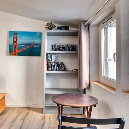 Pillement 3-t2 Avec Garage Privé Optionnel-centre Historique Et Plages à 21km ! *