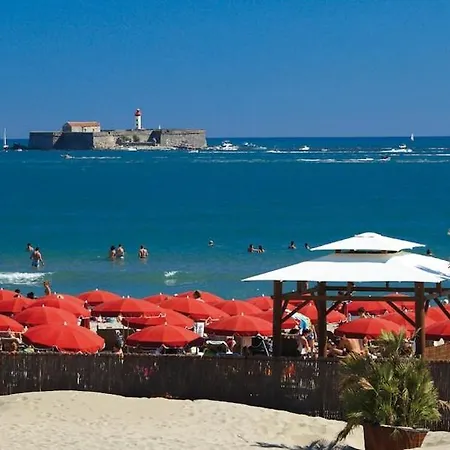 Pillement 3-t2 Avec Garage Privé Optionnel-centre Historique Et Plages à 21km ! Apartamento Pézenas